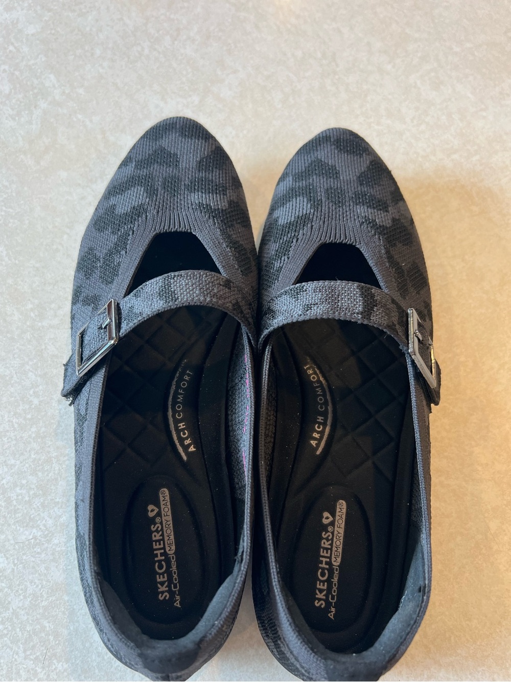 Skechers Women's Two-Tone Black and Gray Mary Jane Flats